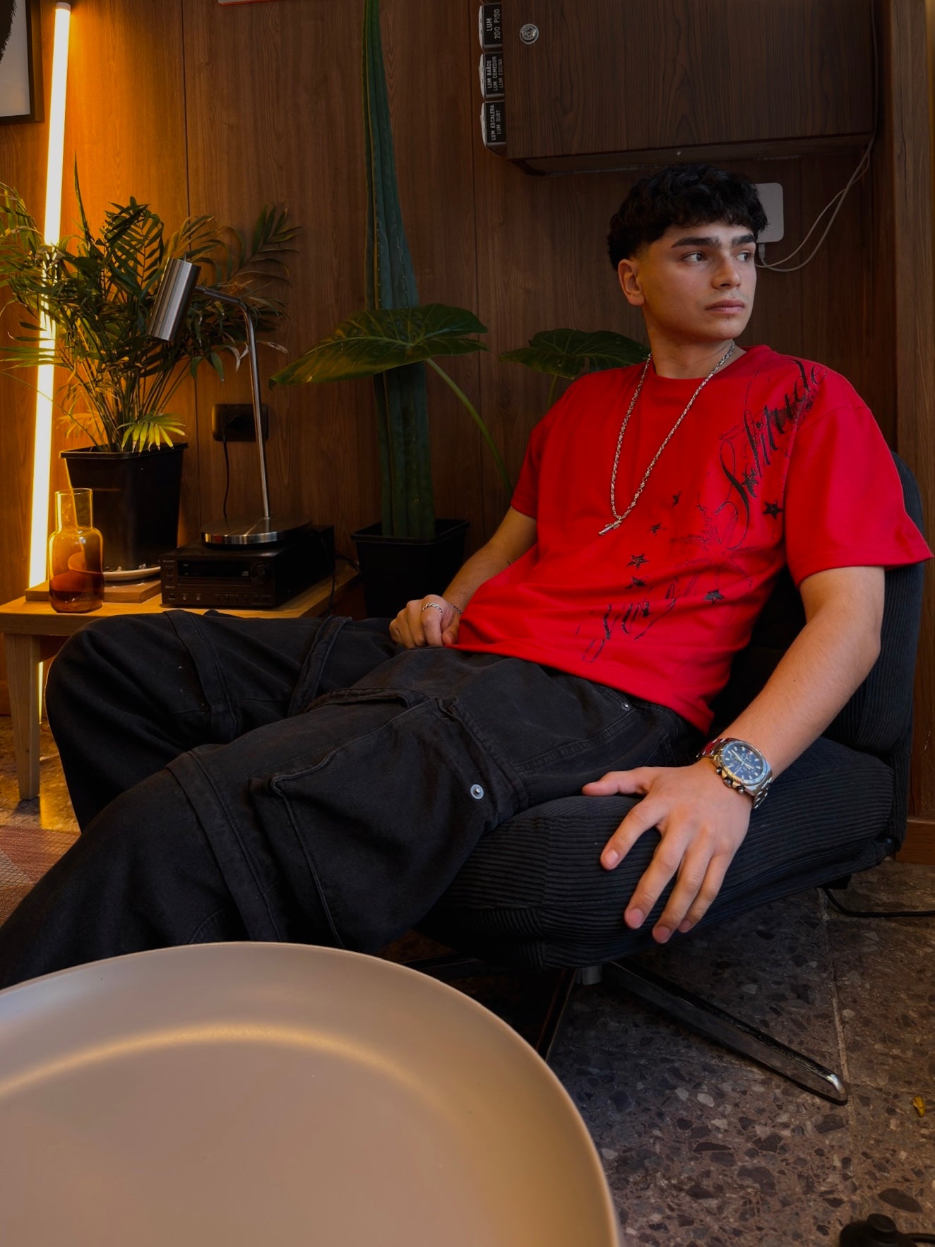 red love solitude tee