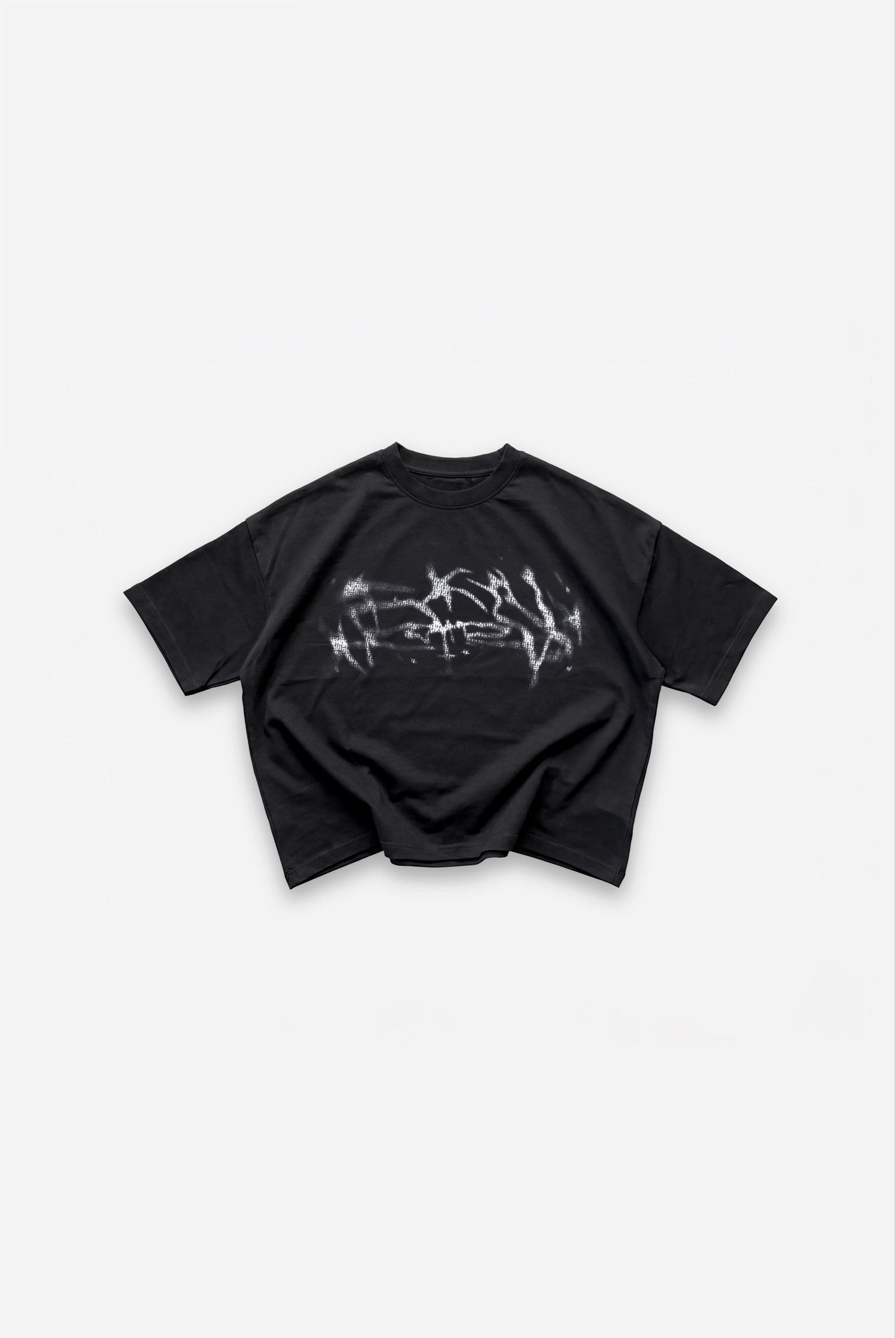 black blur tee